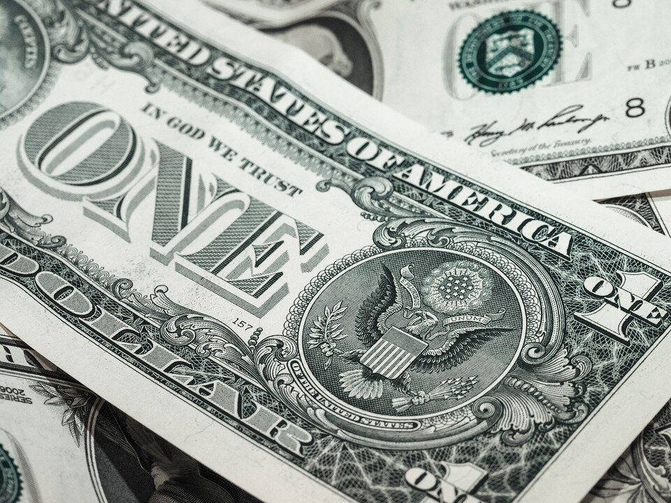https://cdn.pixabay.com/photo/2015/09/15/15/53/bank-note-941246_960_720.jpg ф