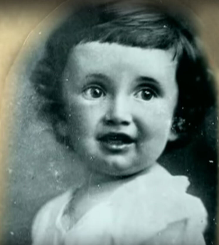 Евгений Весник в детстве