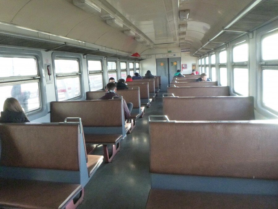 Вместо обещанного современного поезда МЦД-1 сейчас такой