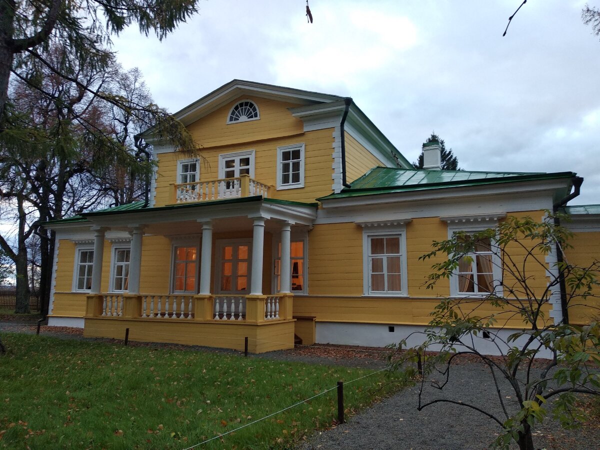 Барский дом