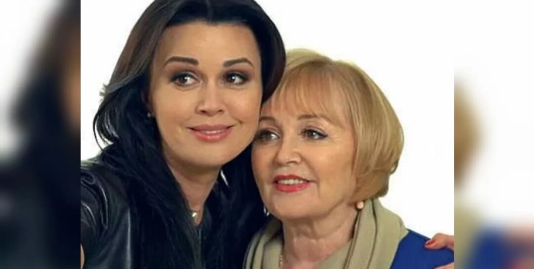 Анастасия с мамой Валентиной Борисовной 