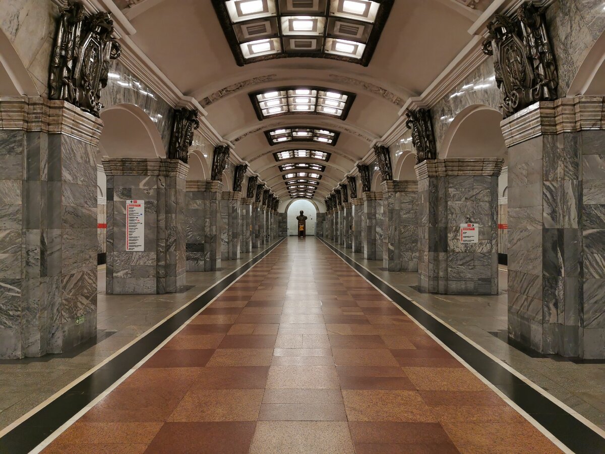 кировский завод санкт петербург метро