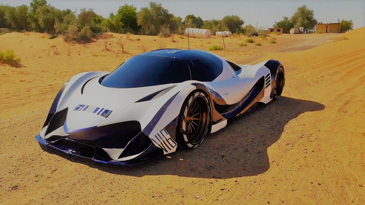 Машина гиперкар Devel Sixteen