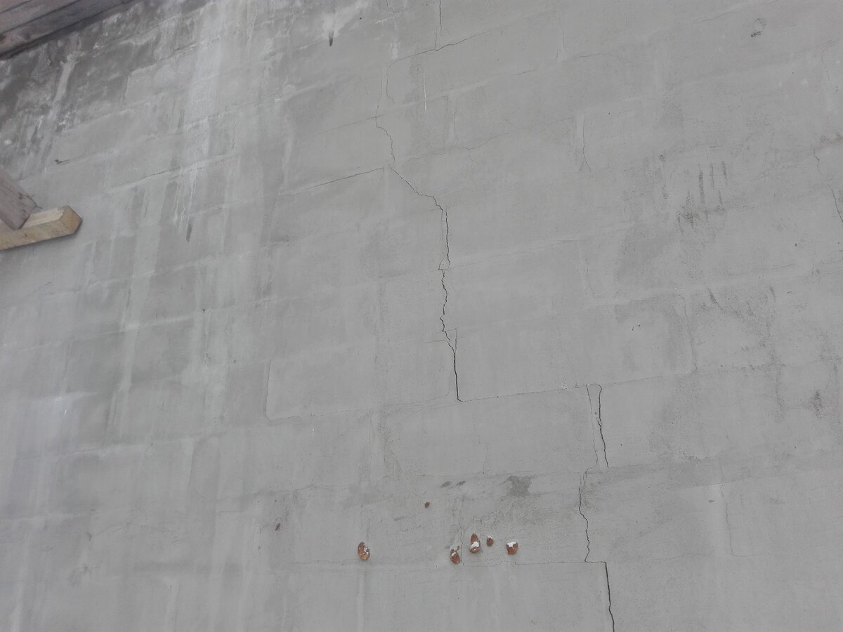 Трещины в стенах из газобетона, причины и ремонт фото, описание | webmaster-korolev.ru