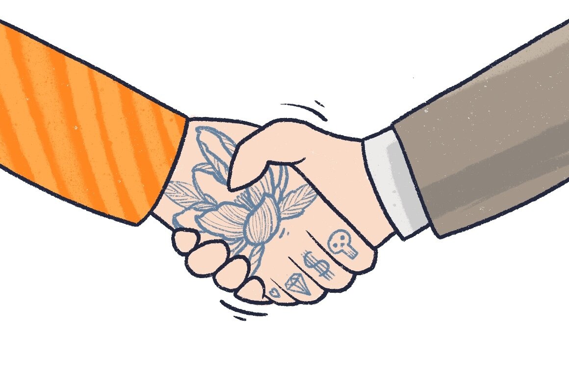 «Легкий способ откосить от серьезной работы в банке – забить кисти рук»