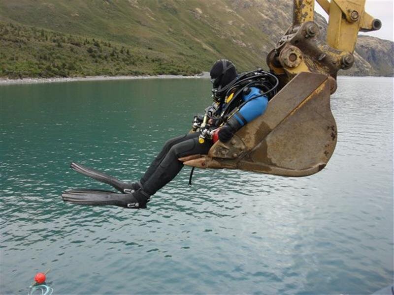 Водолаз в ластах