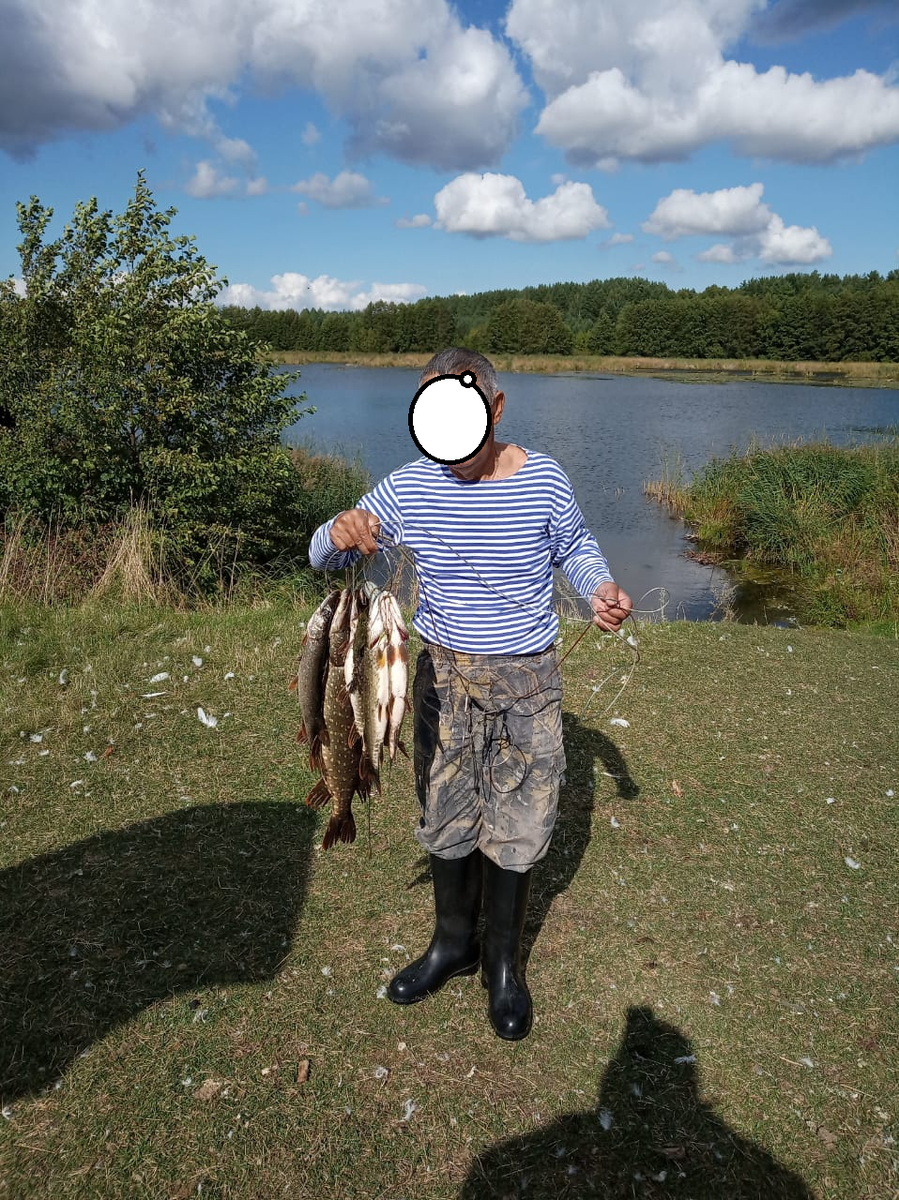 Это он на рыбалке 9 октября 2020 г.