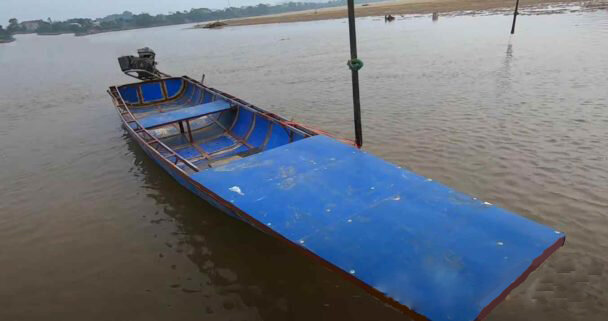 Лодка своими руками из подручных средств!