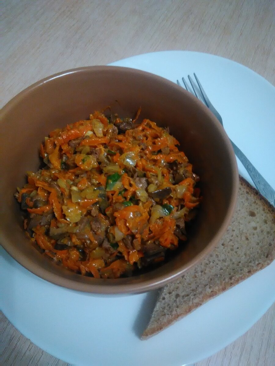 Салат-закуска из куриной печени 