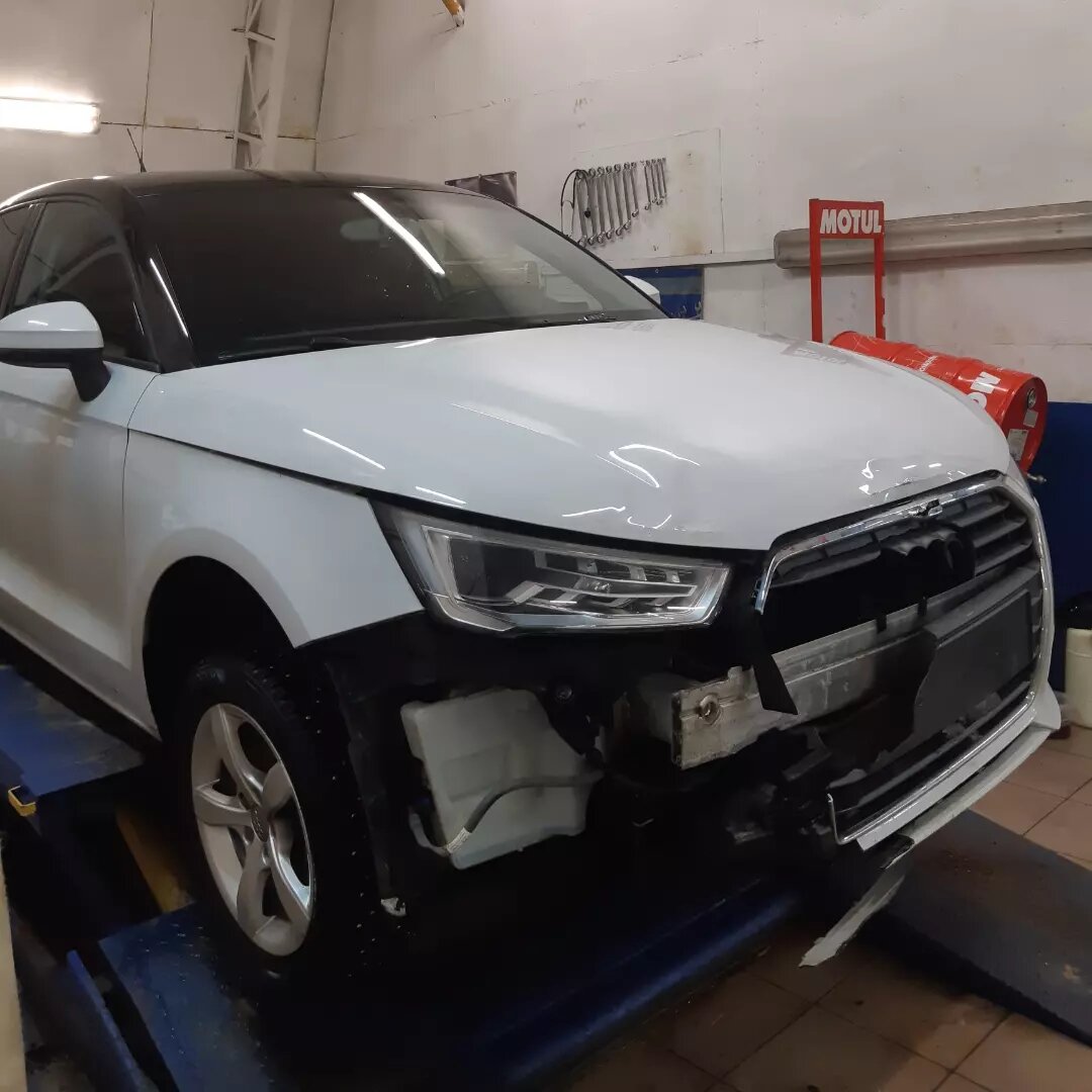 Необходимо отремонтировать и заменить кузовные элемнты Ауди А1