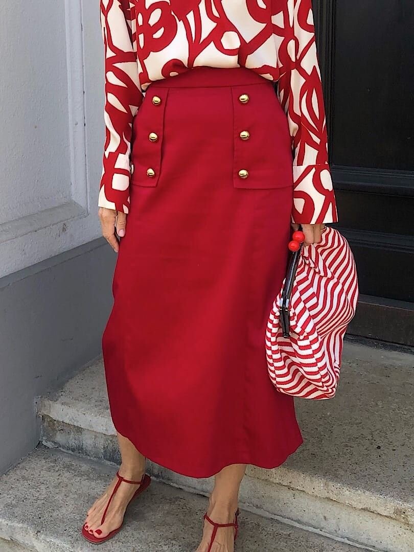 Образ Total Red - трендовое решение сегодня