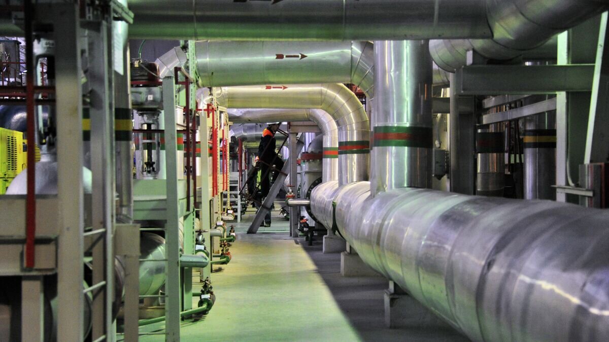    Машинный зал районной тепловой станции© РИА Новости / Владимир Песня