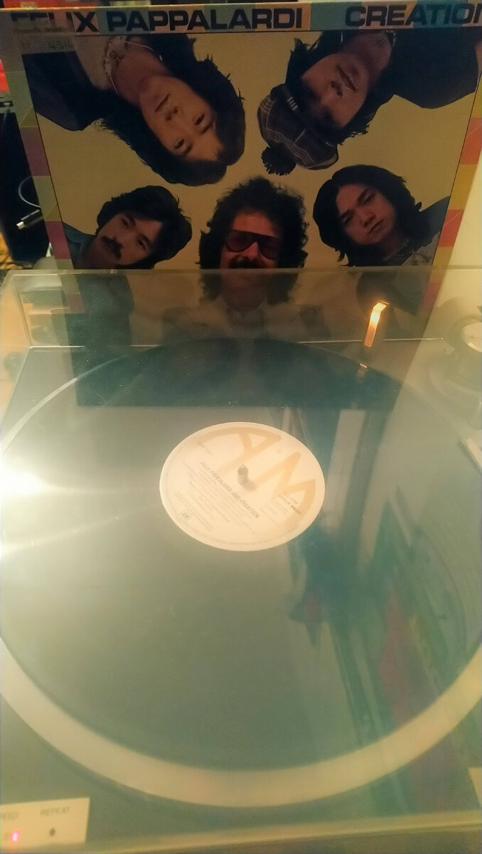 Английское издание альбома из коллекции.