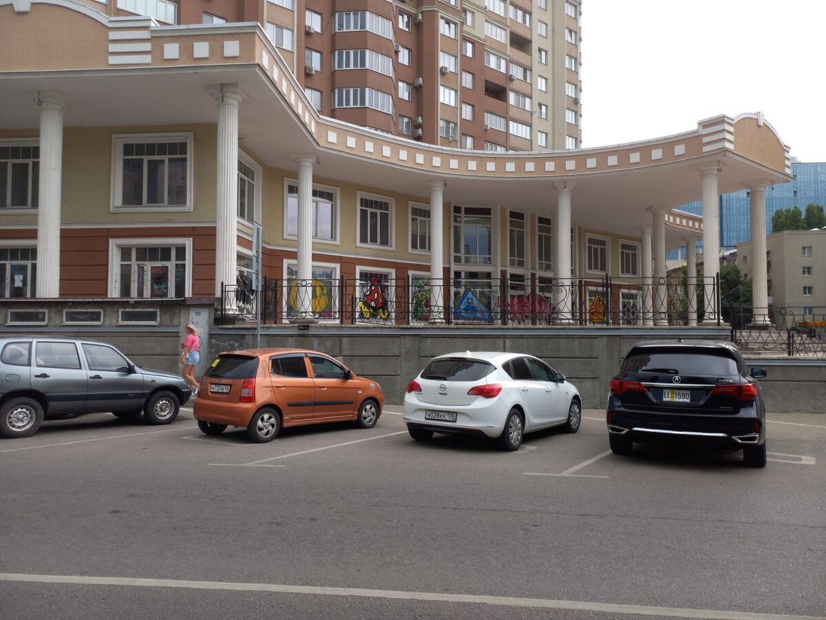 Улица Фридриха Энгельса, ЖК "Сердце города". Июль 2023 года.