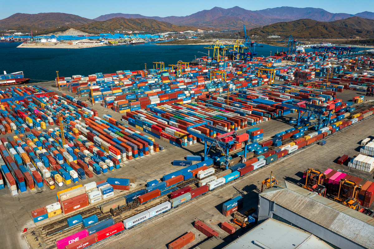 Вот и первые ростки новой ключевой ставки ЦБ всходят, а именно новые выпуски облигаций.-2