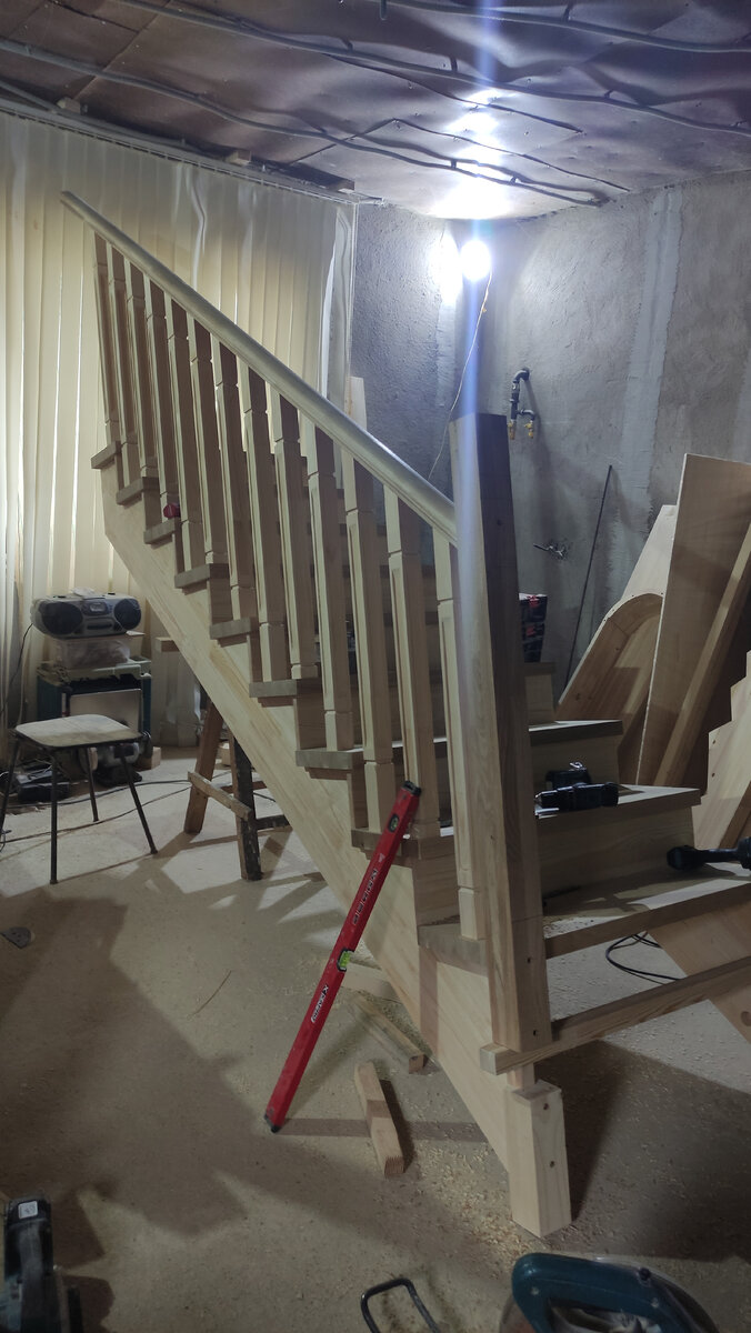 Вторая часть лестницы