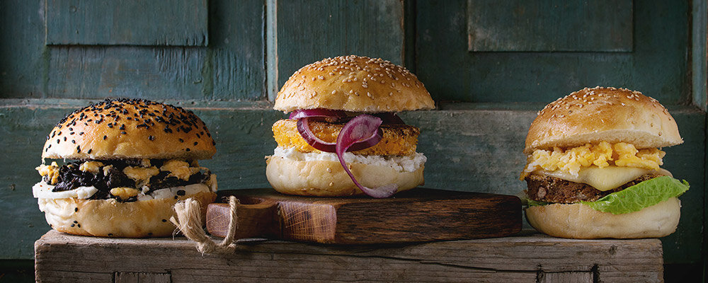 Гамбургеры. Фотография взята с сайта https://www.hotel.de/