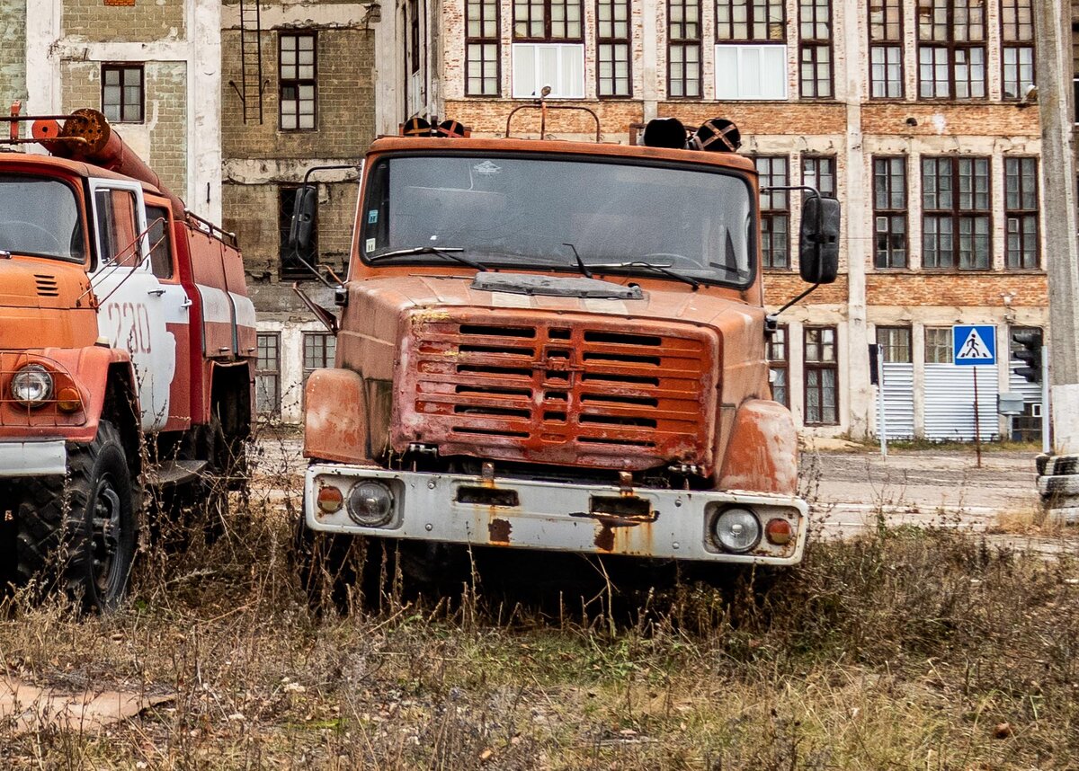 Пожарные машины СССР. Какие они внутри? ???