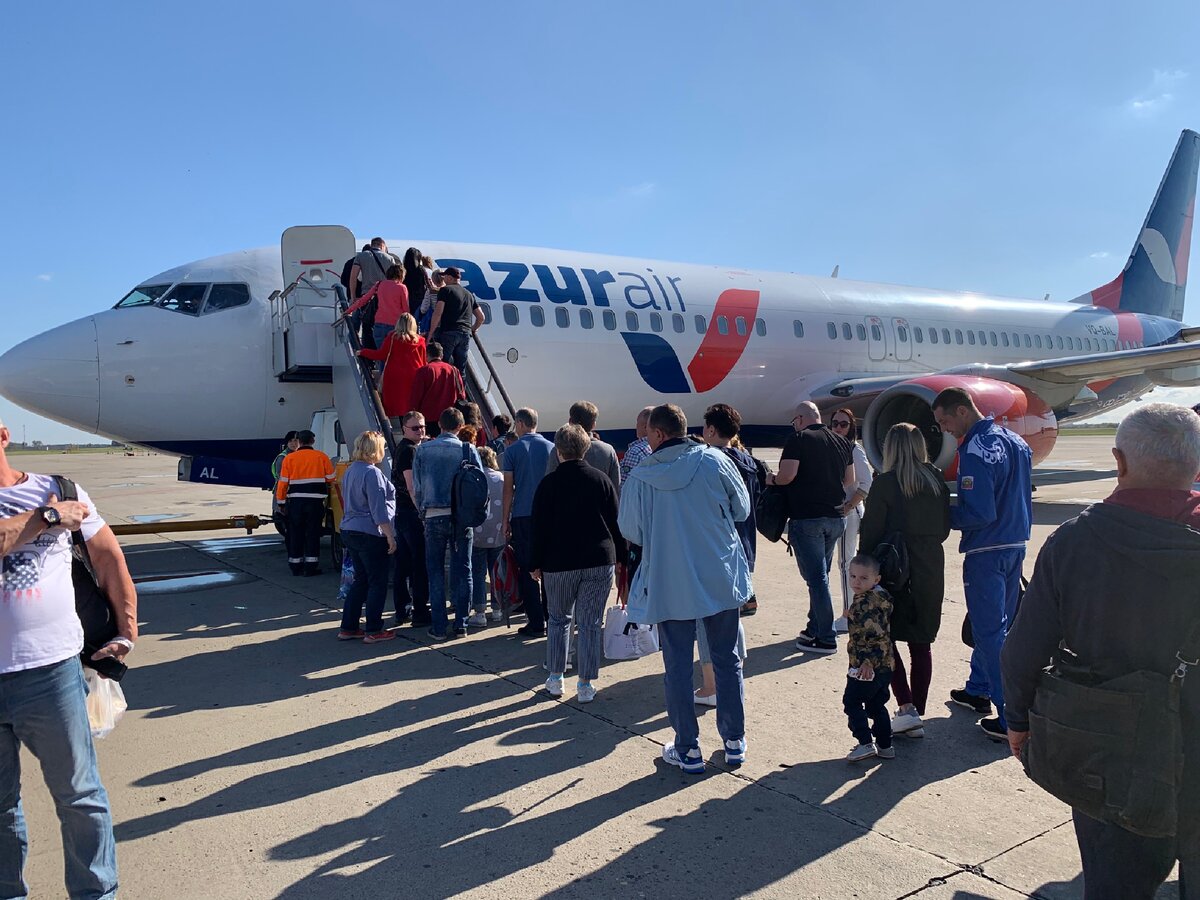 Рейсы в турцию. Чартерный рейс Azur Air. Азур Эйр самолеты в Турцию. Азур Эйр чартерные рейсы. Авиакомпании в Турцию 2022 Azur Air