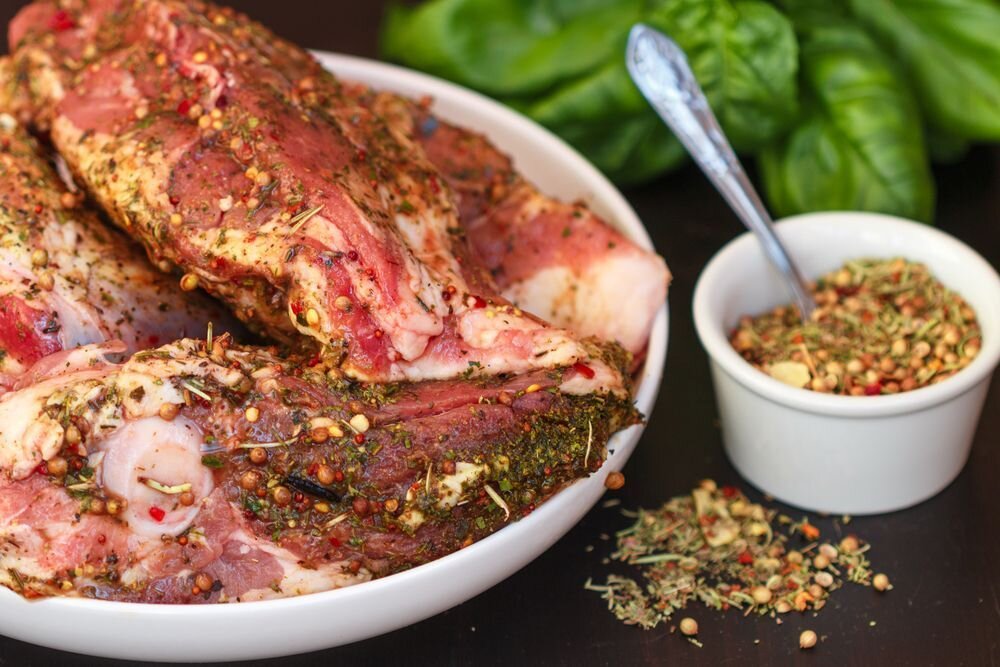 Правильные специи для мяса: свинины, говядины и баранины | Кулинарные ...