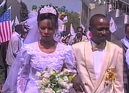 Свадьба марафонцев: победительница марафона в Токио-2003 И. Алиму и олимпийский чемпион Сиднея- Г.Абера. 