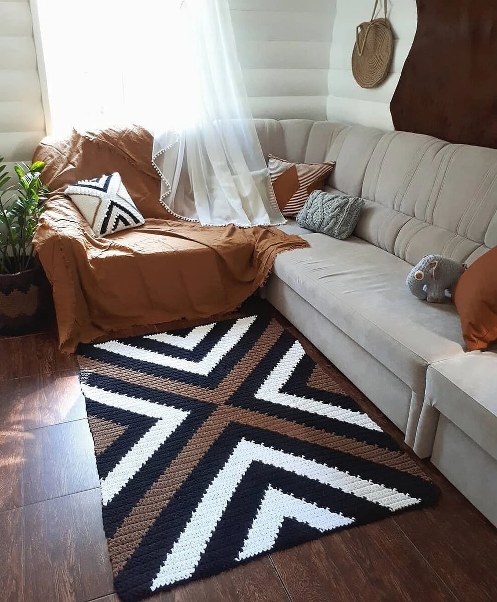 Instagram: @yarn_uralsk.yelena