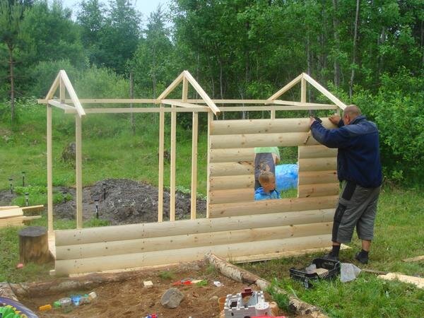 Арки и изгороди: форма, материал и назначение