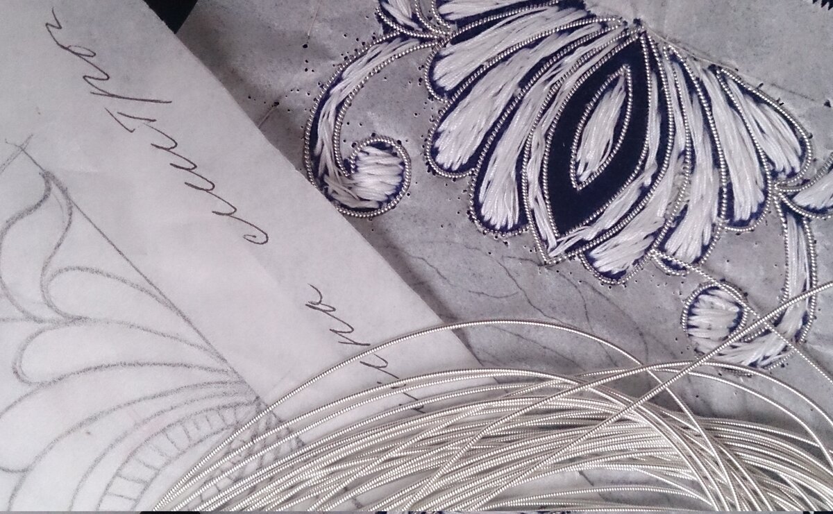 Для настиларисунок переведен