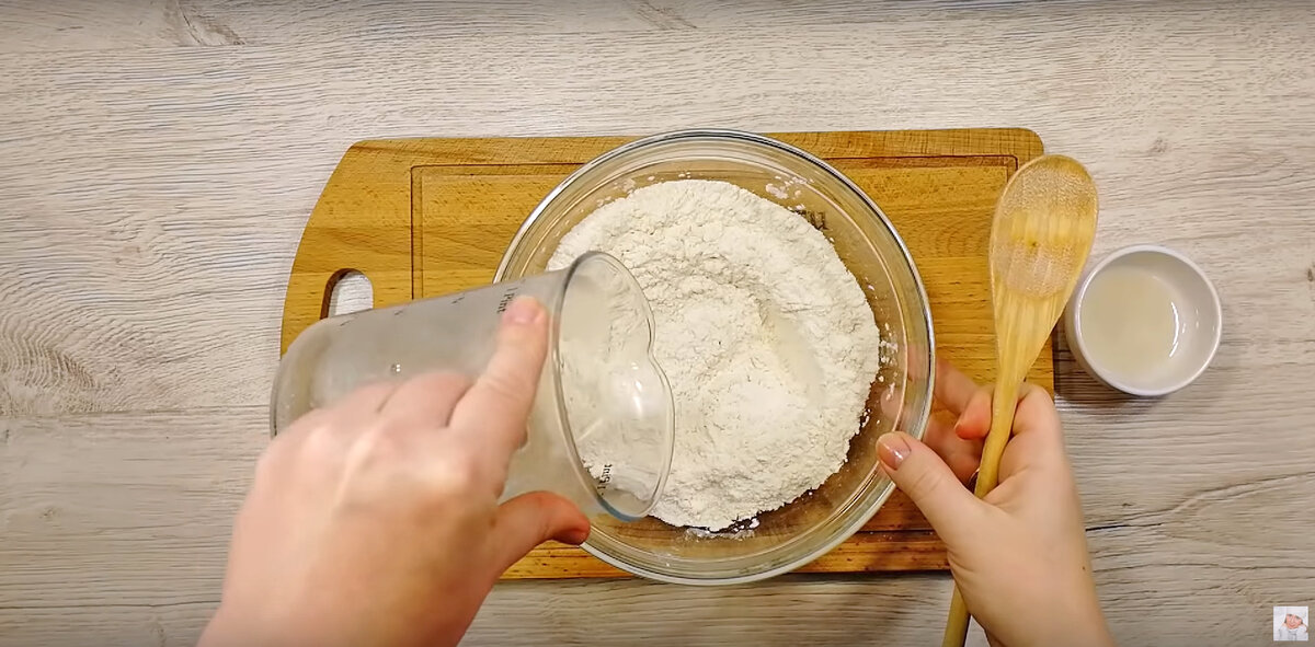 Тесто на кипятке. Необычный обед с мясом для всей семьи.