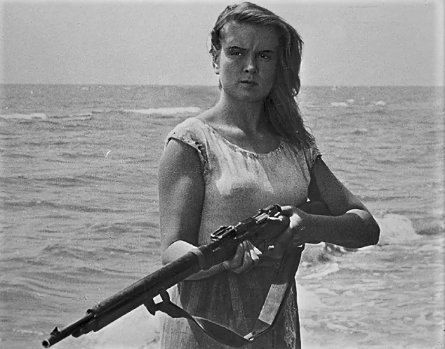 Кадр из фильма "Сорок первый" 1956 г