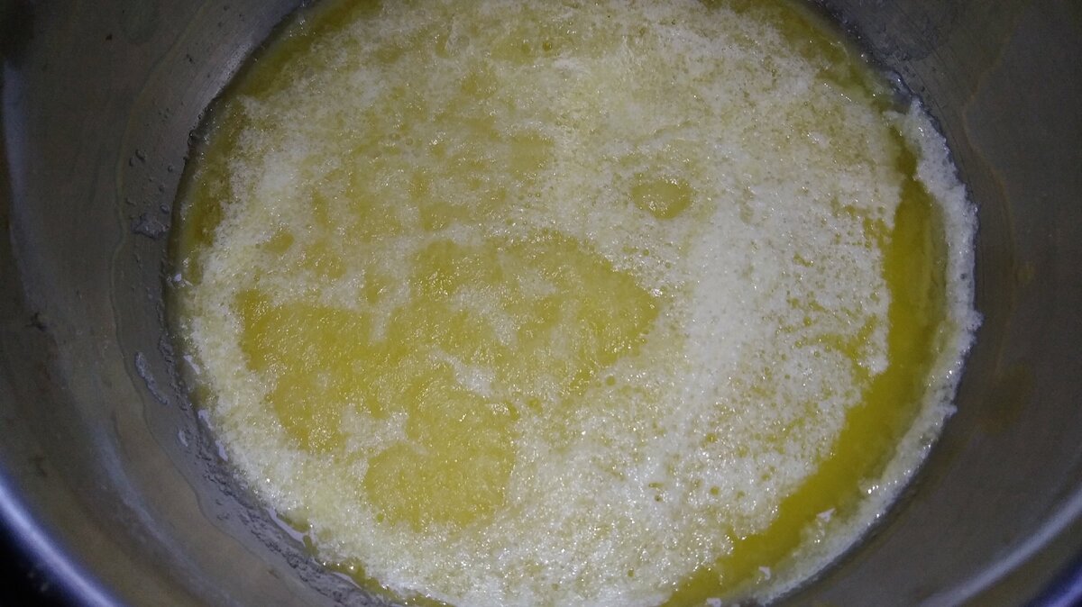 Масло распустить, но не кипятить.