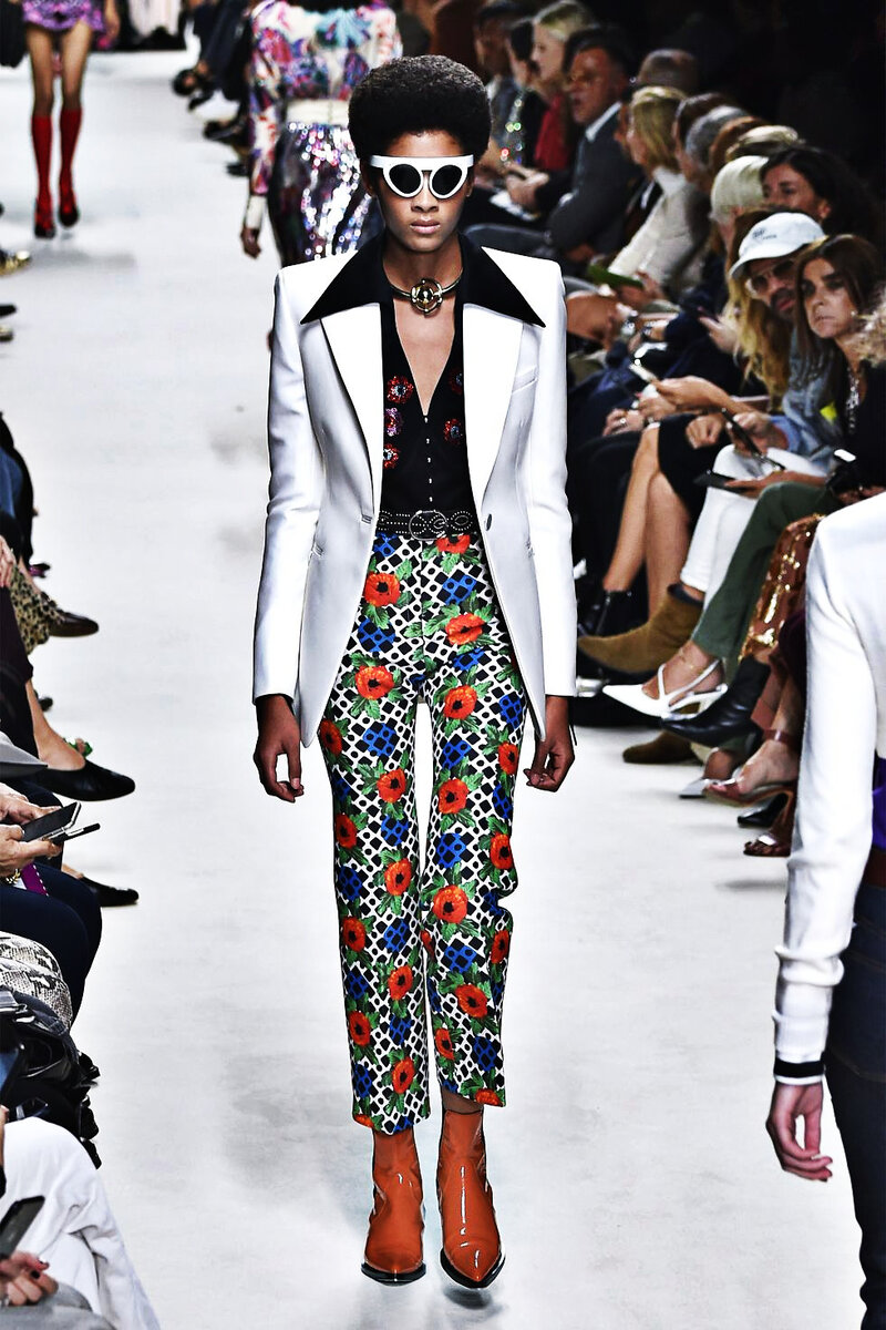 воротник в стиле диско