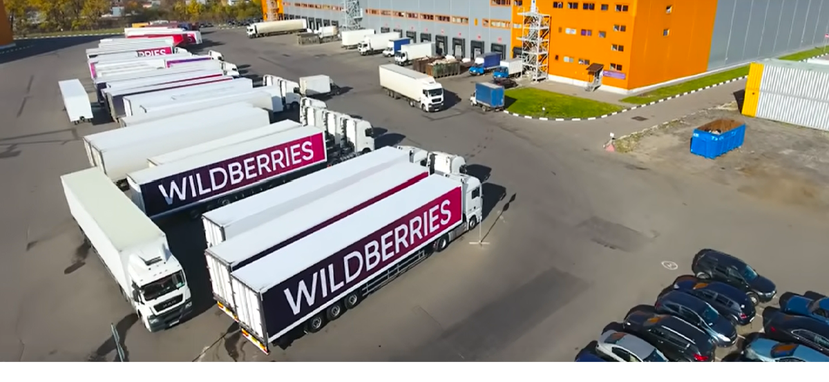 Склад вайлдберриз абакан. Склад Wildberries Коледино. Складской комплекс Wildberries Коледино. Распределительный центр Wildberries. Фура вайлдберриз.