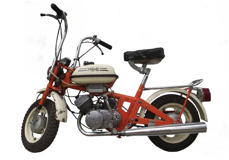 Fotoristicniy Moped