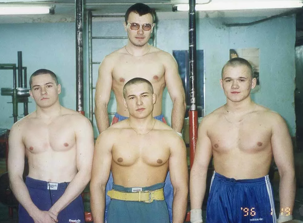 Любера 90 х широкоштанники