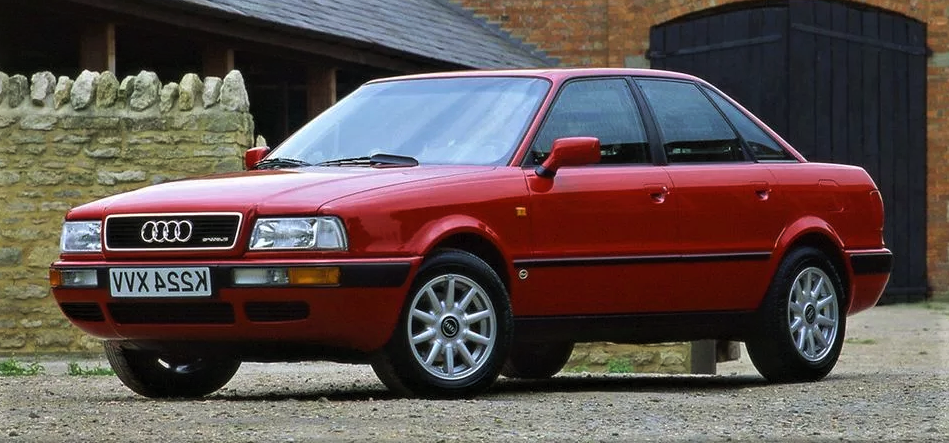 Листай что бы увидеть салон)