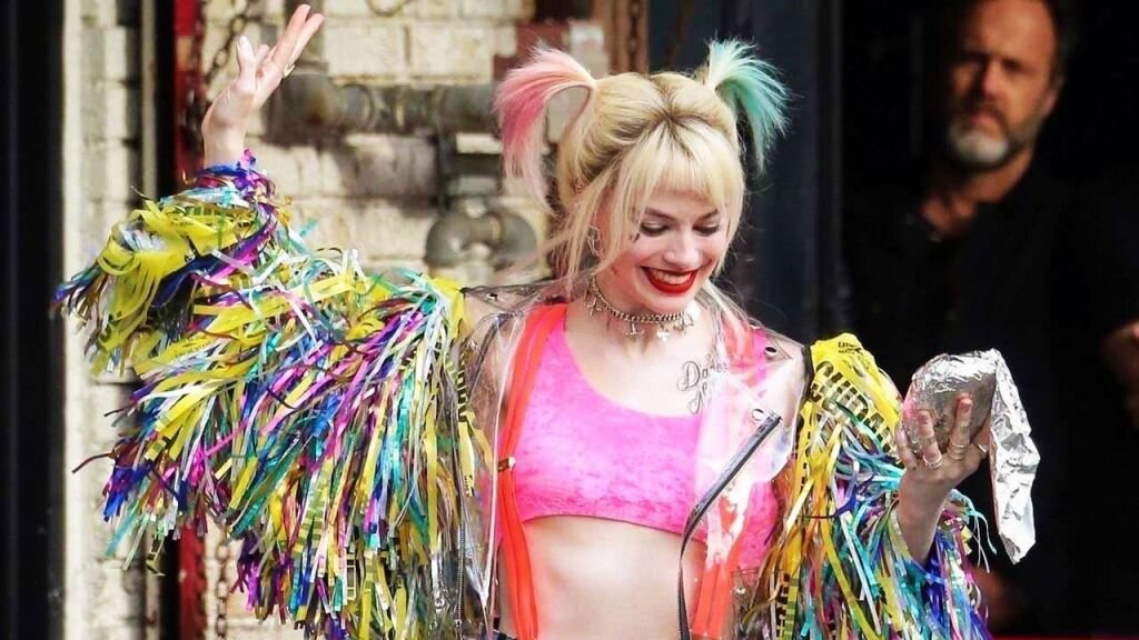 Скриншот из фильма "Хищные птицы: Потрясающая история Харли Квинн"