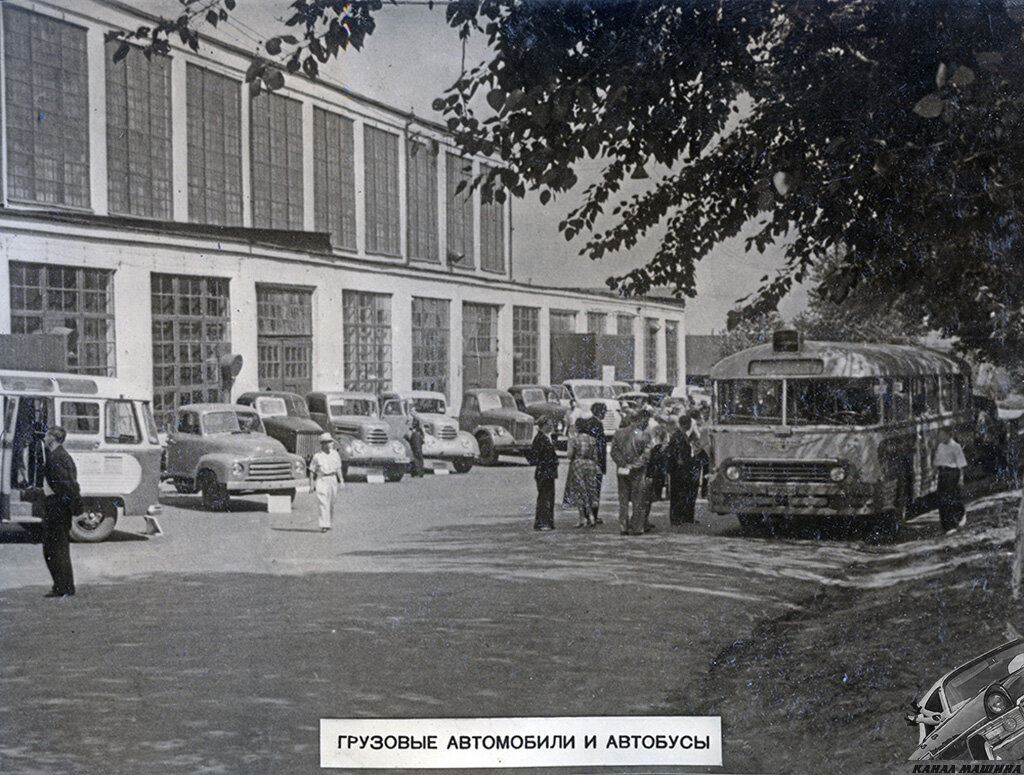 Советские и зарубежные автобусы на выставке 1956 года | машина | Дзен