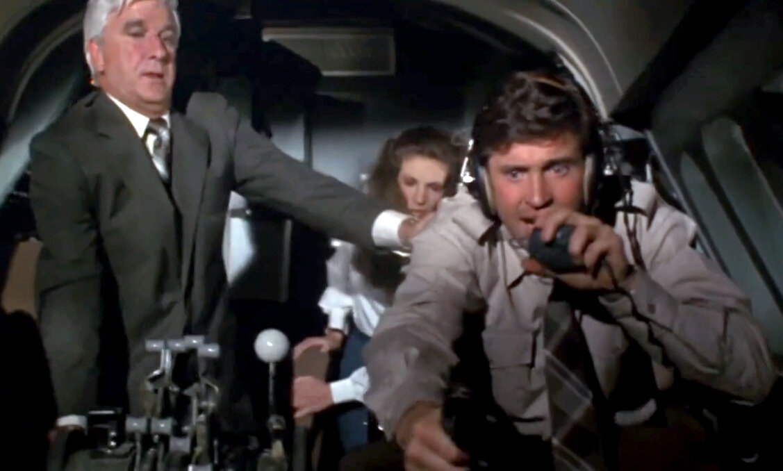 Кадр из кинофильма "Аэроплан", 1980 г., режиссеры Джим Абрахамс, Дэвид Цукер, Джерри Цукер, сценаристы Артур Хейли, Джим Абрахамс, Дэвид Цукер, композитор Элмер Бернстайн. Скриншот кадра для иллюстрации