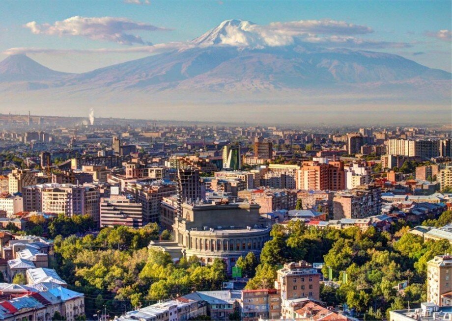Ереван — столица Армении.