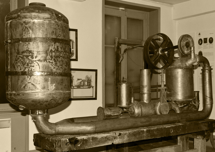 Реплика двигатель внутреннего сгорания Ньепса