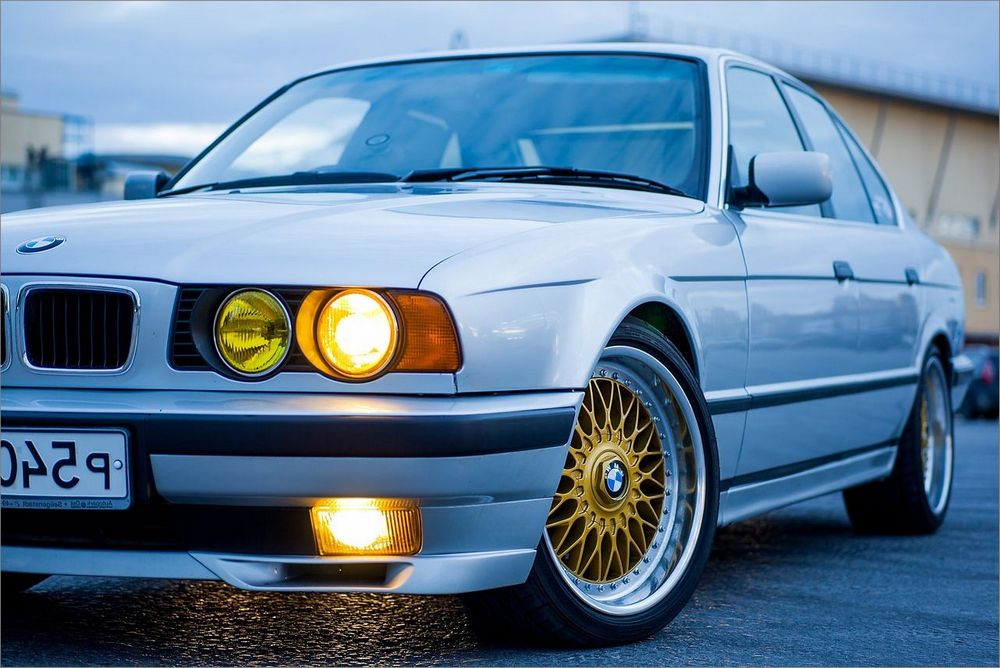BMW E34