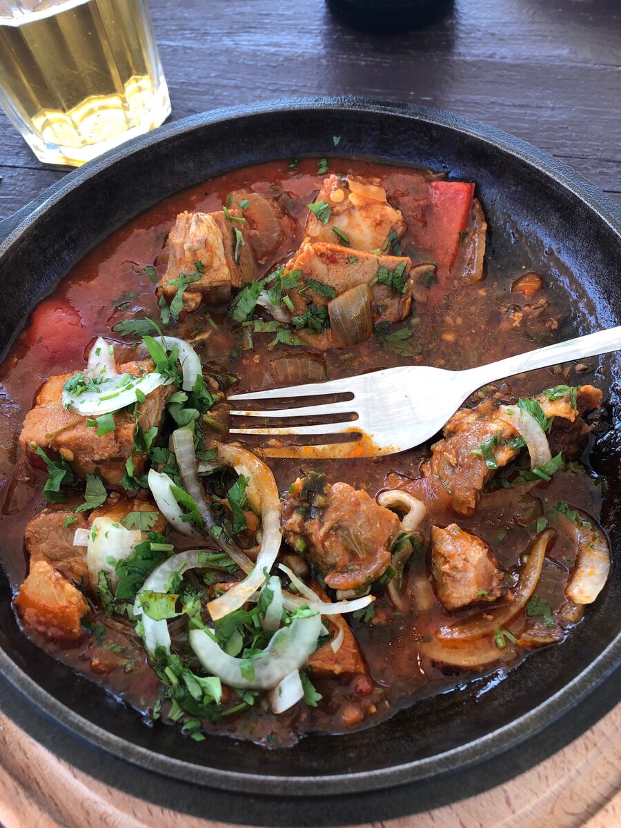 Мясо по-абхазски