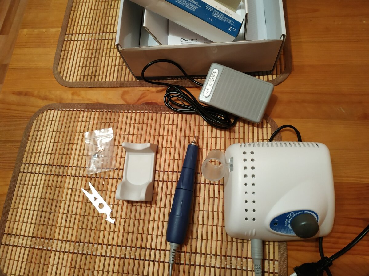 Мой, работает 4-й год.