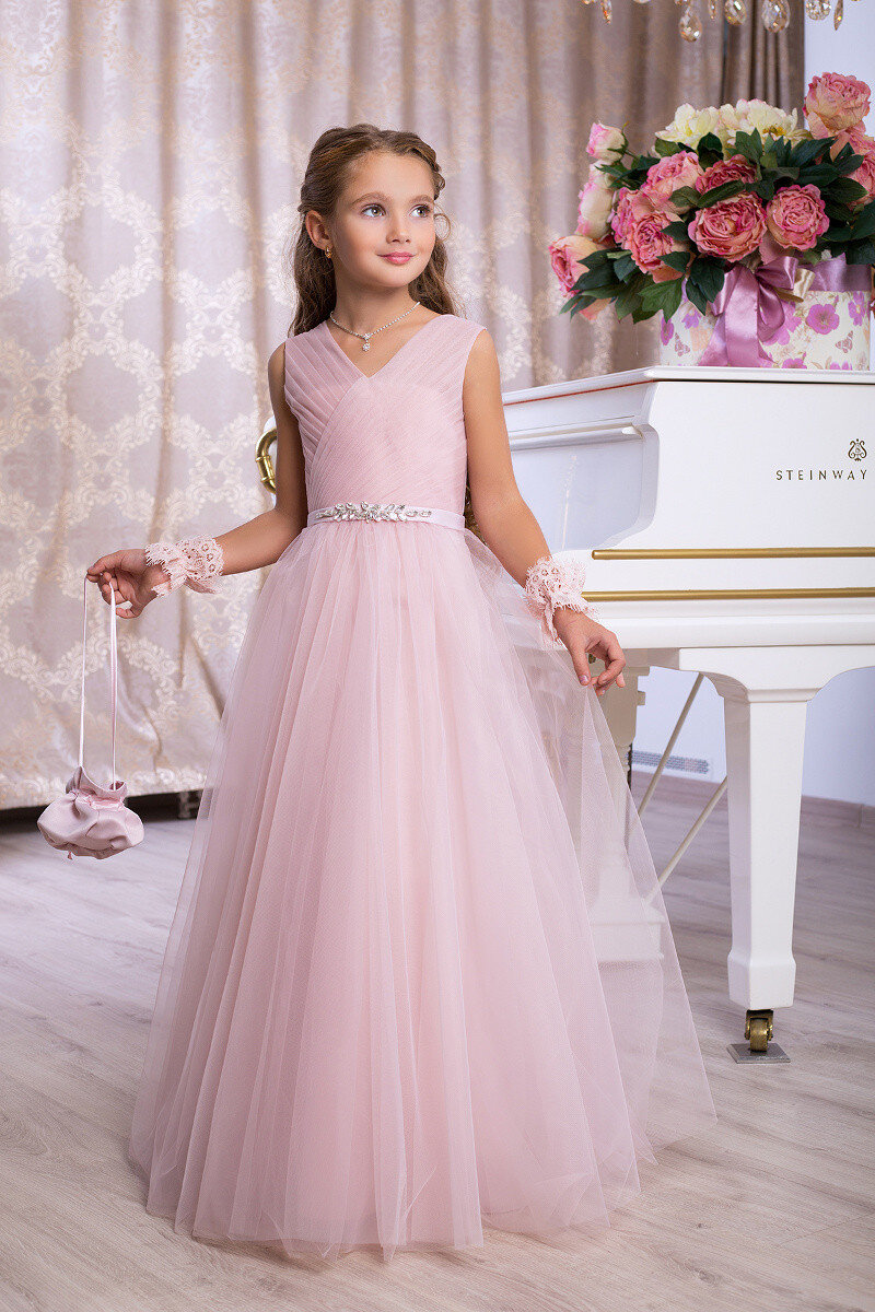 Очаровательные платья с выкройками для наших любимых принцесс