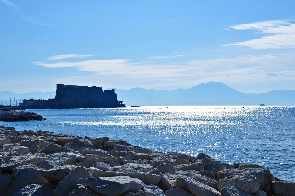 Неаполь и море