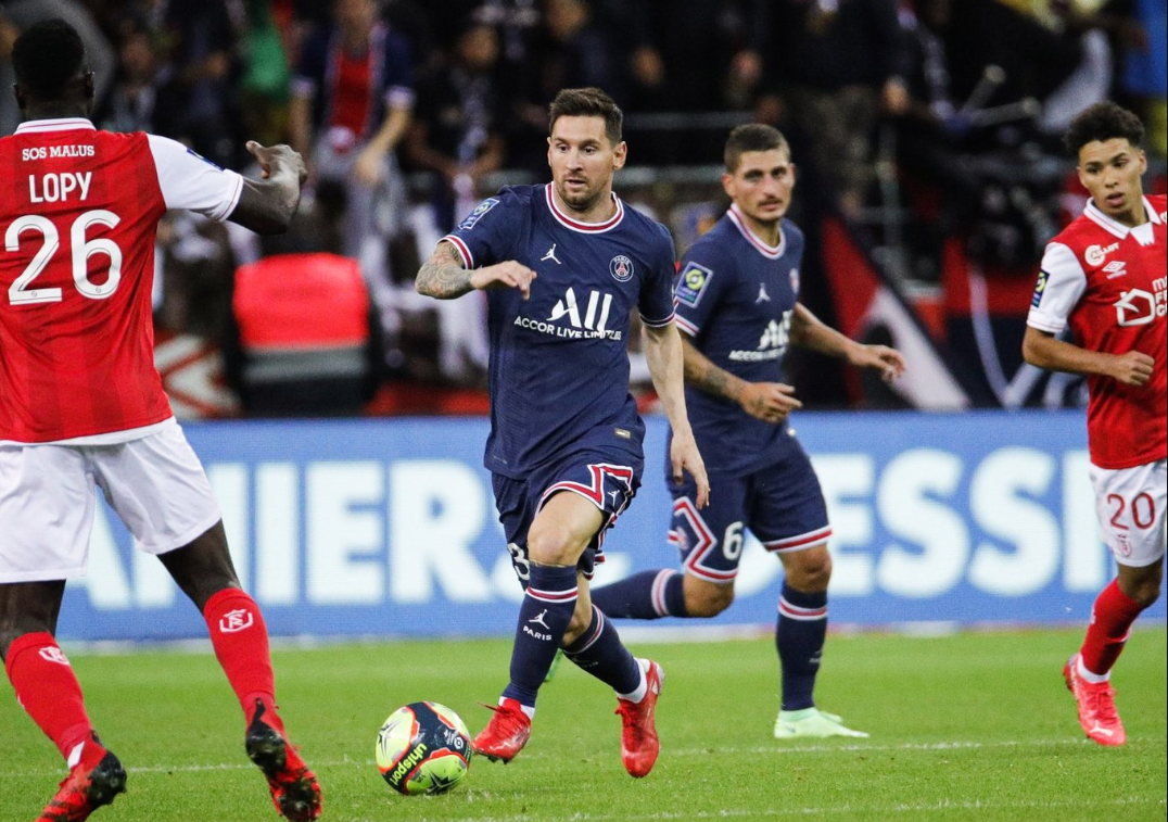 Лионель Месси за предоставленные ему полчаса не успел показать французской публике все свое мастерство. Фото: globallookpress