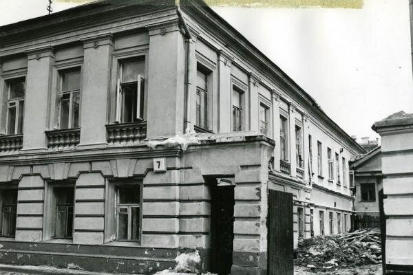 Потаповский переулок, дом  70-годы прошлого века..