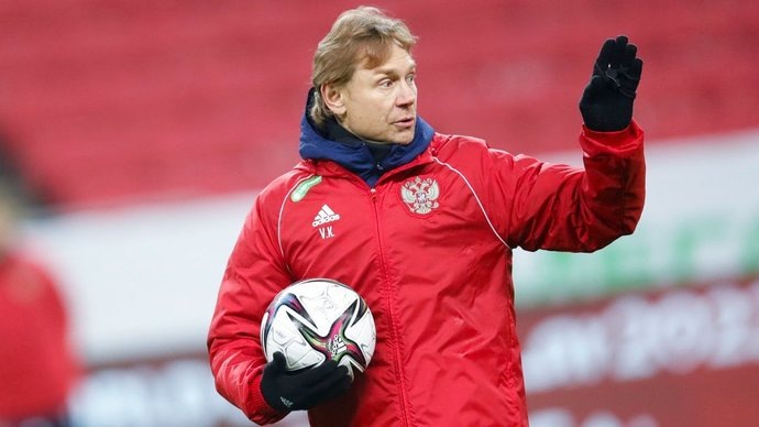 Валерий Карпин