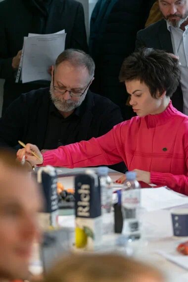 На фото мы с Ириной Прохорчук на собрании Ассоциации аттестованных агентов-аукционистов Санкт-Петербурга. 